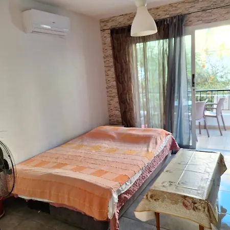 Spacious 1 Bedroom In Center Of Апартаменты Айя-Напа