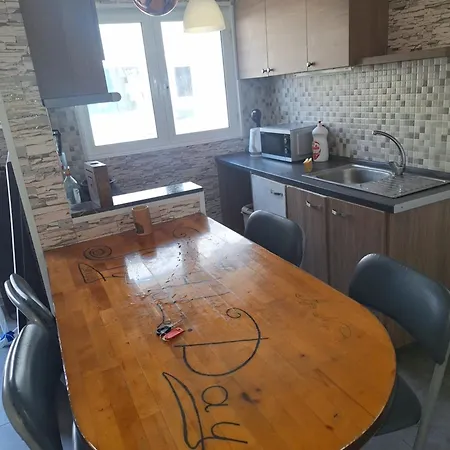Spacious 1 Bedroom In Center Of